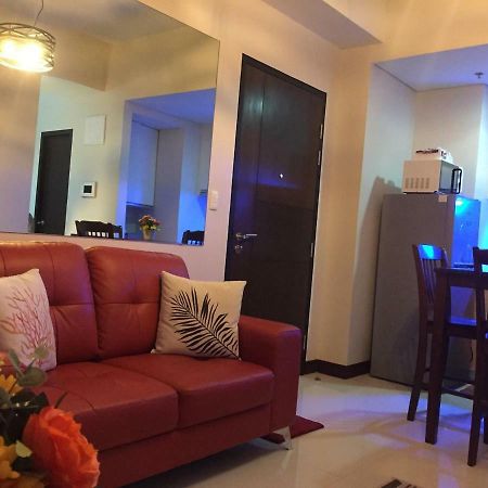 Travellers 101 Condo Near Manila Airport Buitenkant foto
